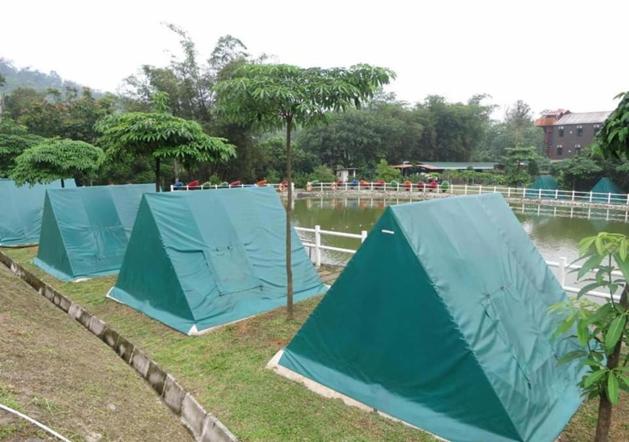 Paradise Valley Resort Broga Semenyih Kültér fotó
